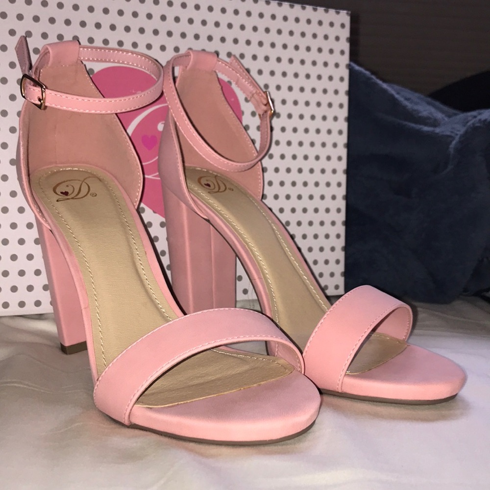 My Delicious Shoes Pink Heels